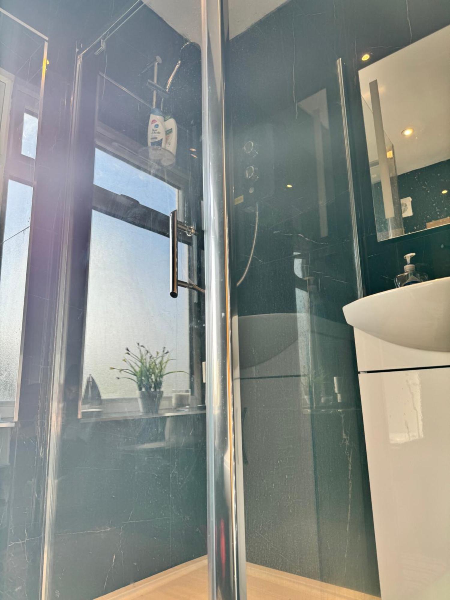 1 Bed With Kitchenette And Bathroom Oxford Exterior foto
